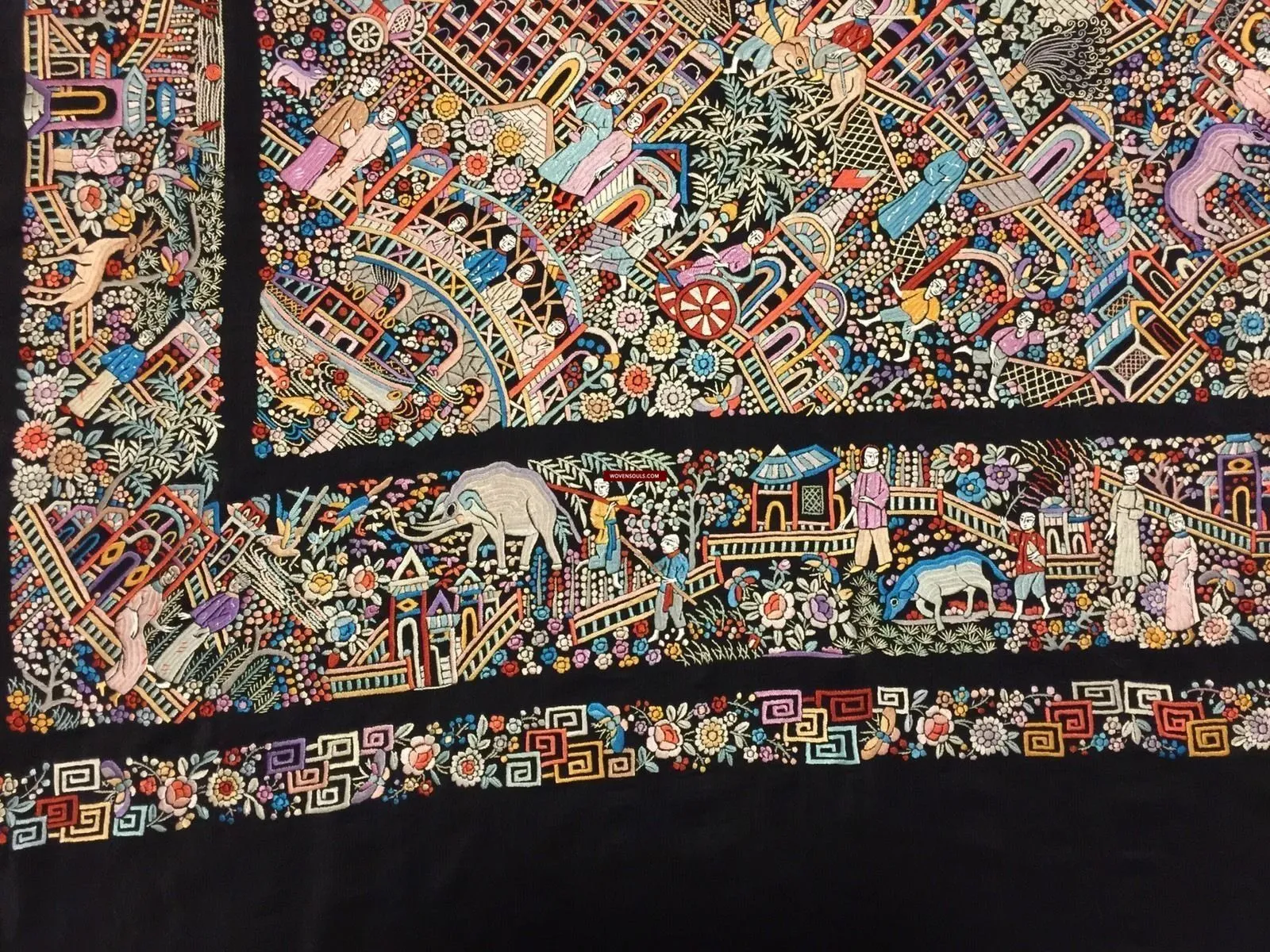 1143 SOLD Antique Double Sided Embroidery Manila Manton - Cantonese Embroidery Shawl - No Fringe