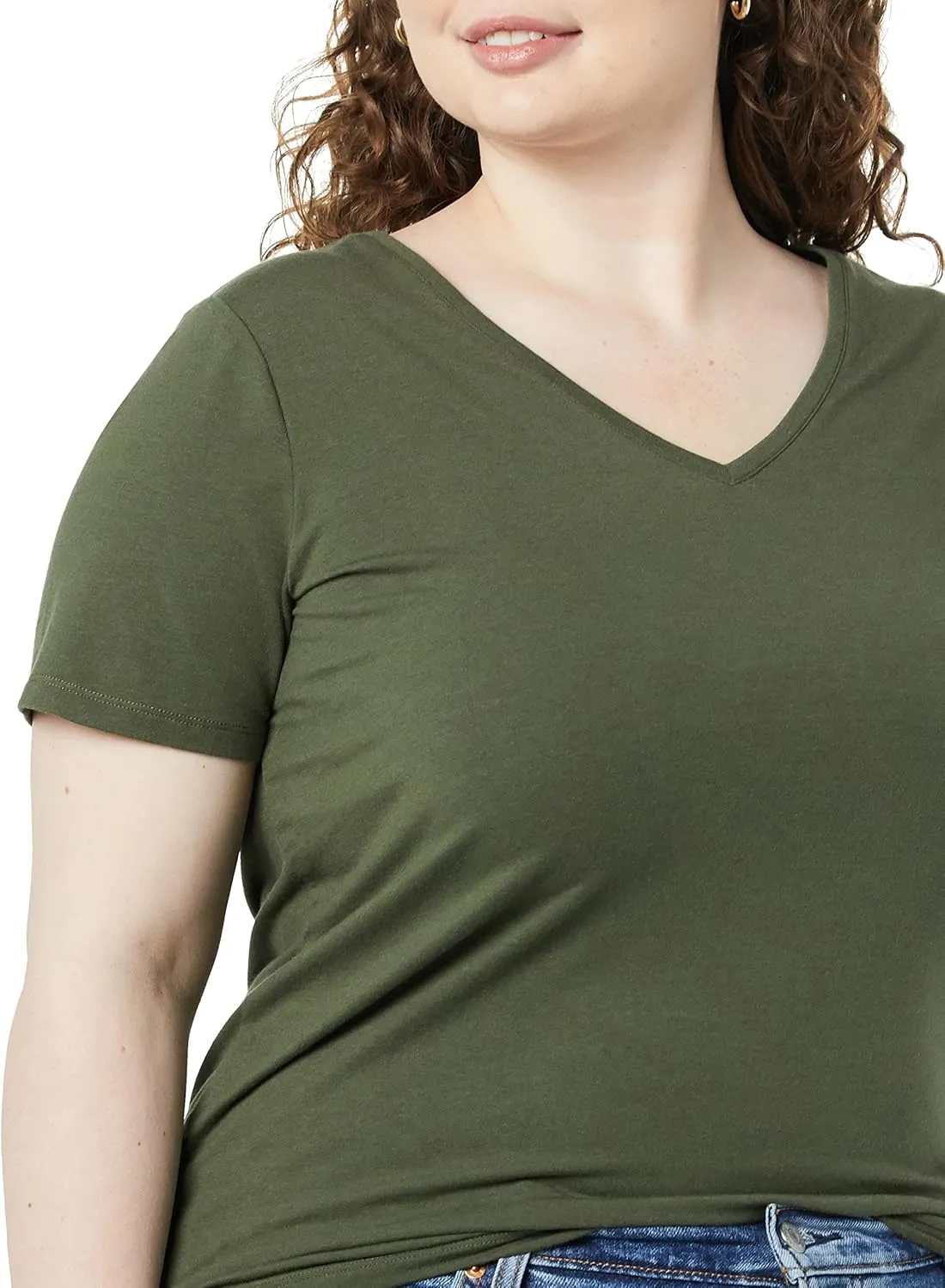 Amazon Essentials Women's Plus Size Short-Sleeve V-Neck T-Shirt, Multipacks