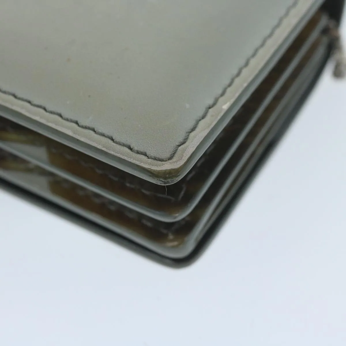 BURBERRY Chain Wallet Patent leather Gray  64515