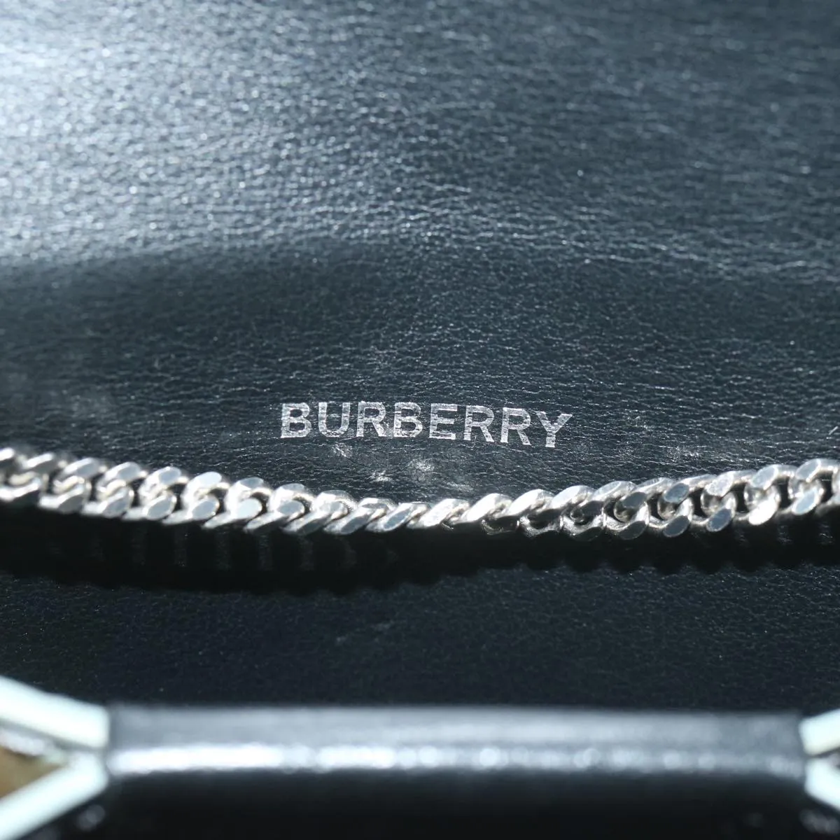 BURBERRY Chain Wallet Patent leather Gray  64515