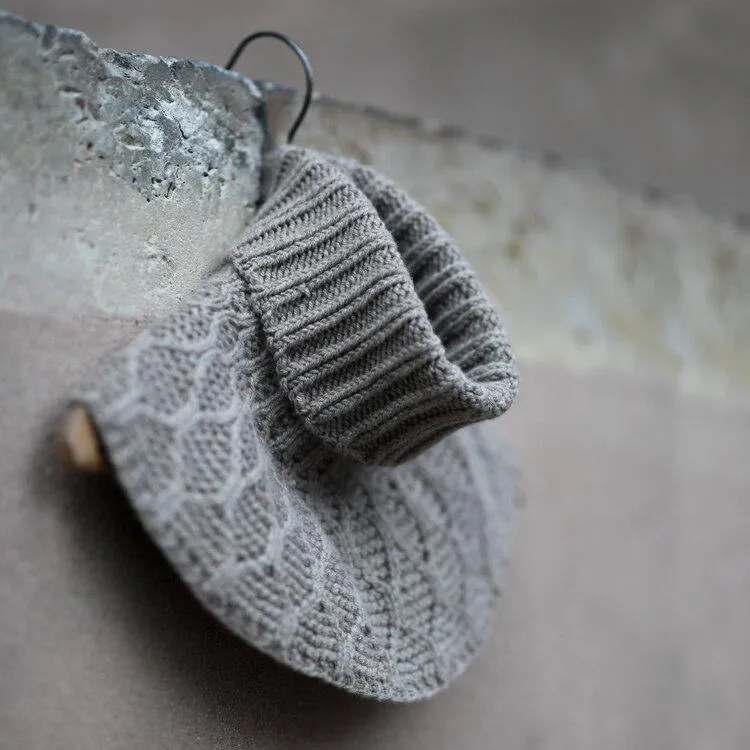 Cable cowl by Anne Ventzel, No 2   silk mohair yarn kit (ex pattern)