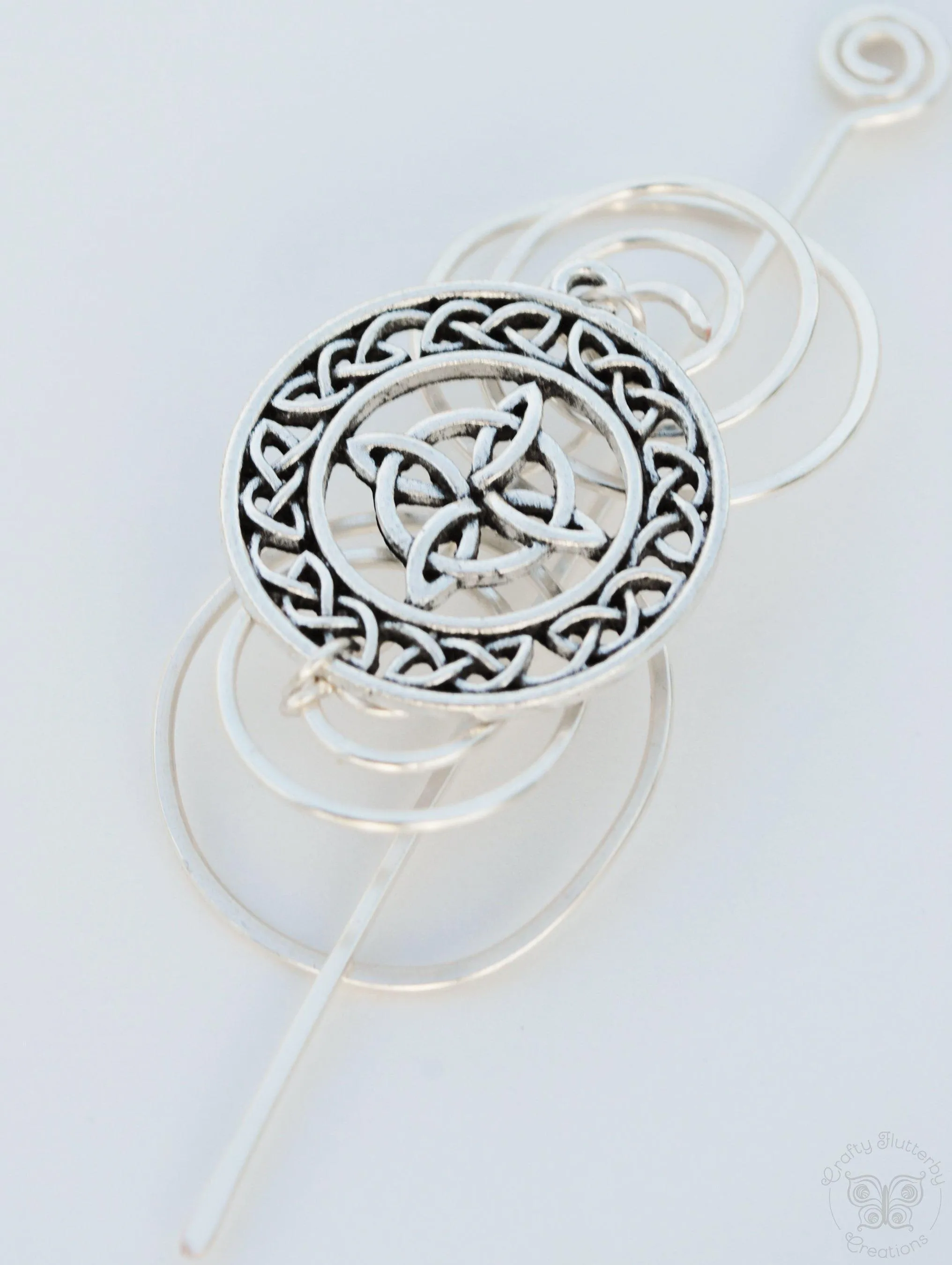 Celtic Circles Knot Shawl Pin - Charmed Silver