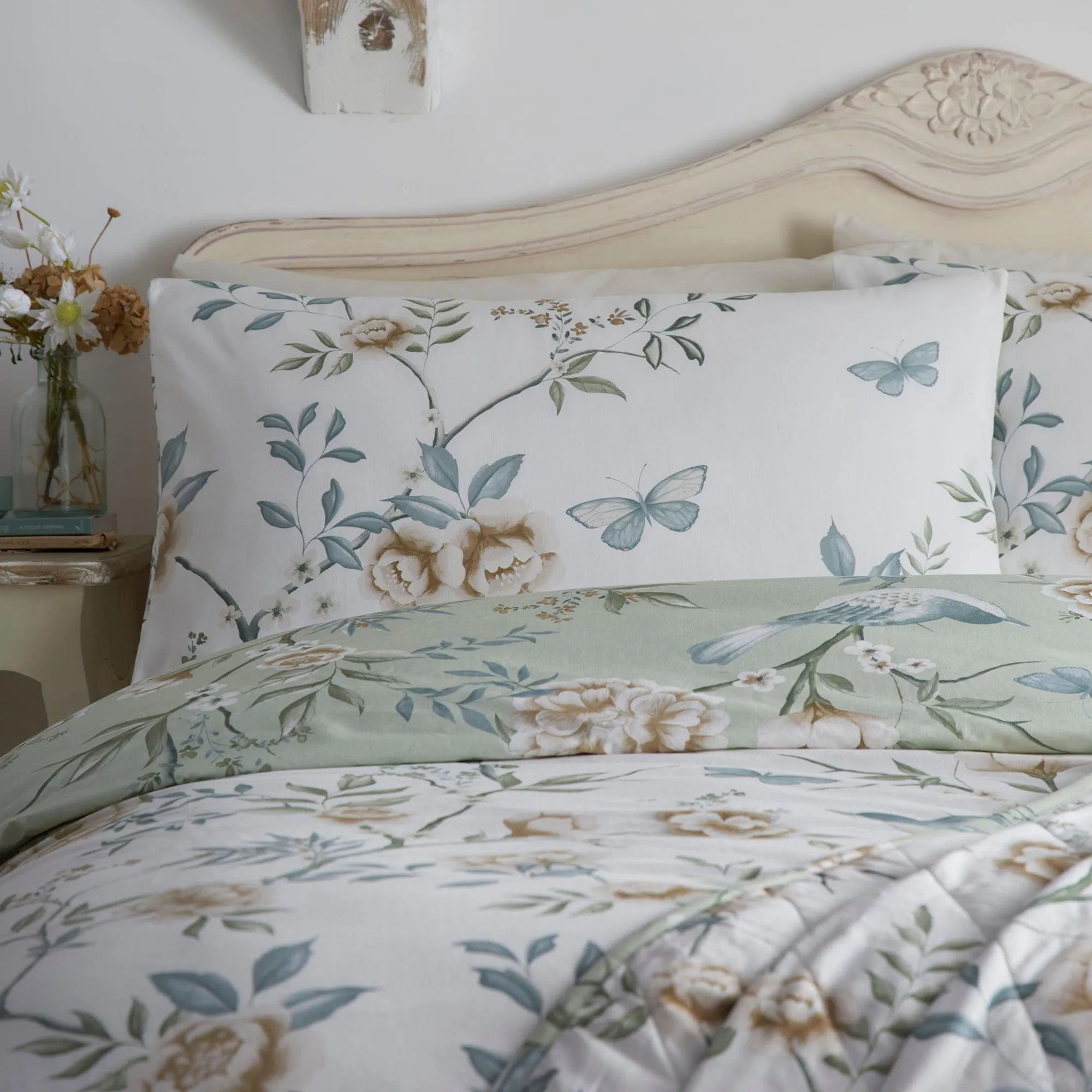 Dreams & Drapes Amelle Duvet Cover Set - Green