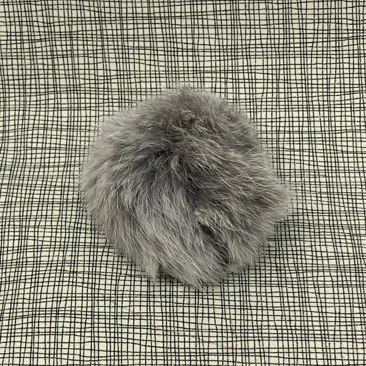 Rabbit Poms 5cm