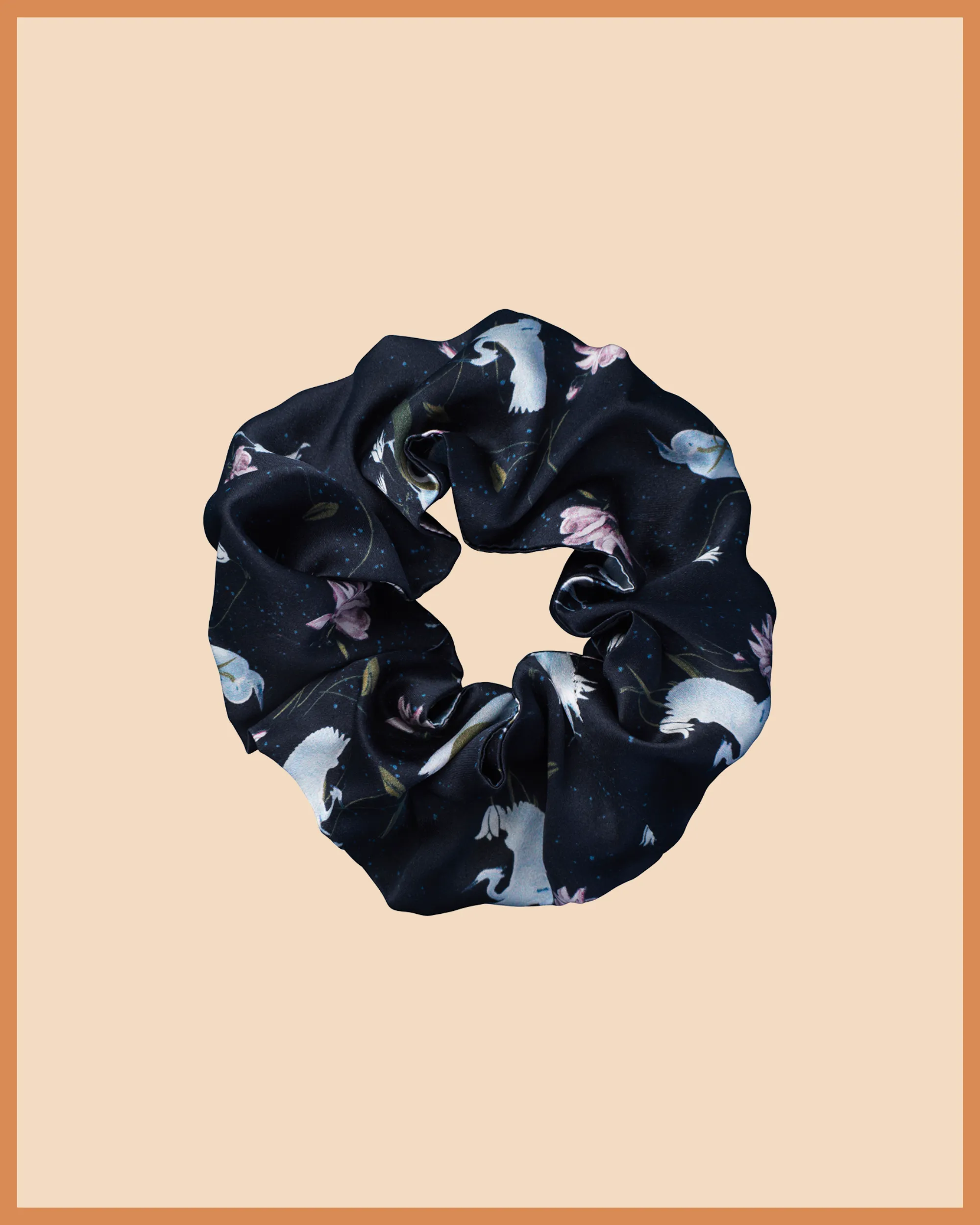 Silk Scrunchie small | Leo Black